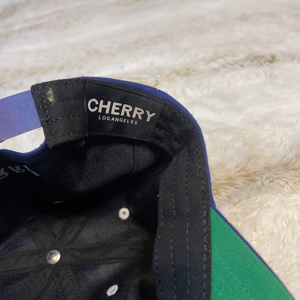 LIMITED EDITION Cherry LA blue hat - Picture 3 of 3